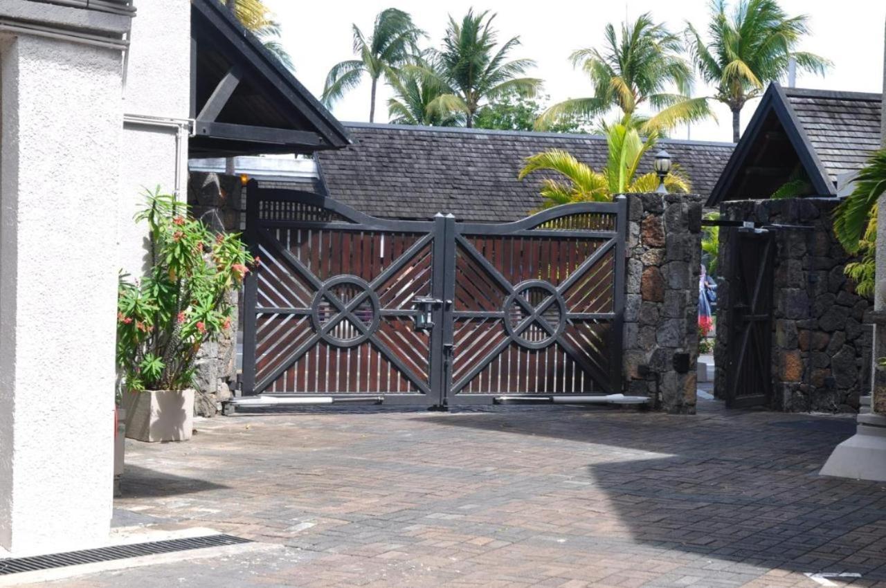 Sunset Boulevard, กรองด์เบย์ ภายนอก รูปภาพ